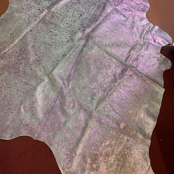 Genuine Natural Pink Skin Cowhide Rug Area Rug ) - Picture 4 of 10